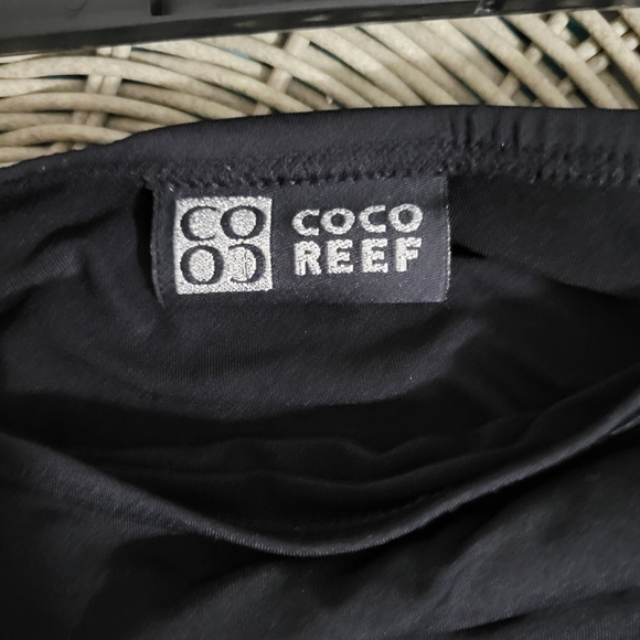 Swim skirt size small - Picture 2 of 2